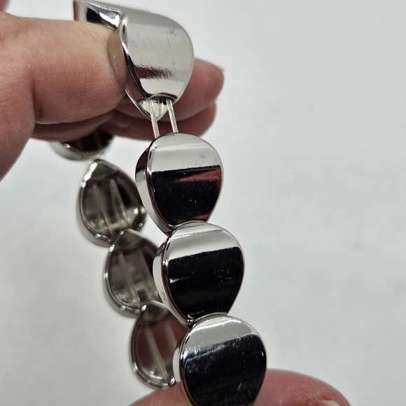 14th and Union silver tone stretch bracelet - Picture 5 of 5